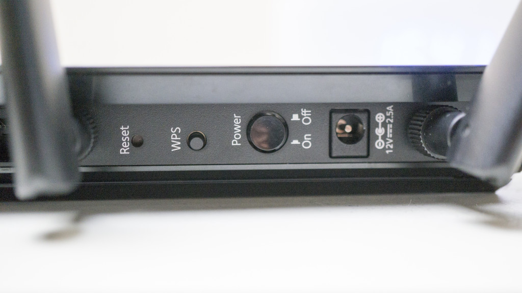 netgear ex7000 4