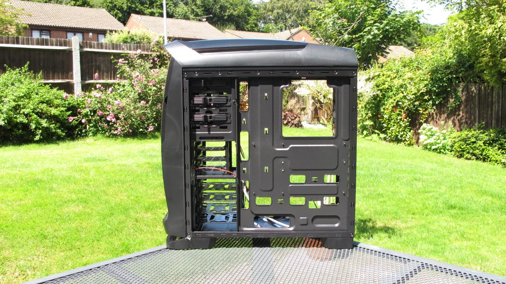 AvP Venom VE10 1