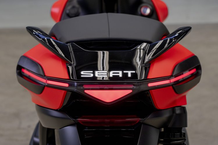 seat e-scooter