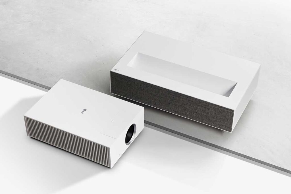 LG CineBeam_Product 00 copy-min